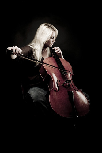 Victoria Wolff, Corvallis cello teacher and cellist
